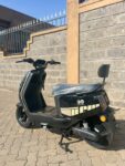 N8 Smart Urban Electric Moped – 60V 20Ah Battery, 2000W Engine & Passenger Backrest